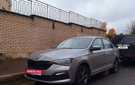 Skoda Rapid II, 2021 год, 1 660 000 рублей, 2 фотография