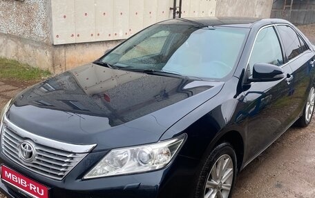 Toyota Camry, 2012 год, 1 700 000 рублей, 1 фотография