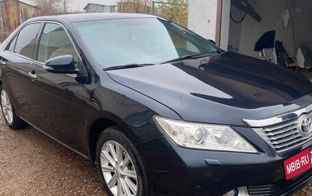Toyota Camry, 2012 год, 1 700 000 рублей, 2 фотография