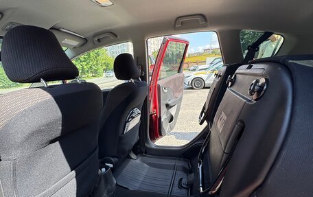 Honda Jazz II рестайлинг, 2011 год, 800 000 рублей, 11 фотография