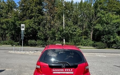Honda Jazz II рестайлинг, 2011 год, 800 000 рублей, 3 фотография
