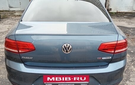 Volkswagen Passat B8 рестайлинг, 2015 год, 1 695 000 рублей, 6 фотография