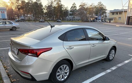 Hyundai Solaris II рестайлинг, 2018 год, 1 450 000 рублей, 4 фотография