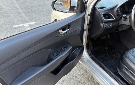 Hyundai Solaris II рестайлинг, 2018 год, 1 450 000 рублей, 13 фотография