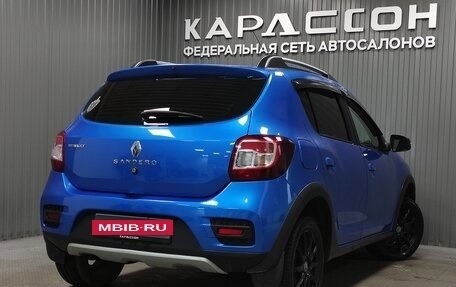 Renault Sandero II рестайлинг, 2016 год, 830 000 рублей, 3 фотография