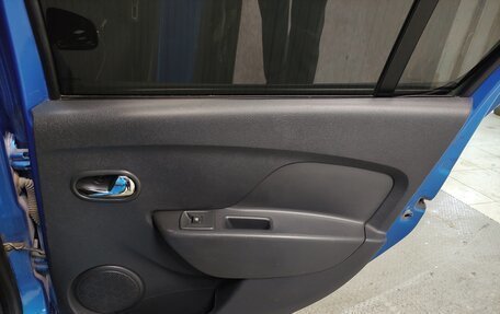 Renault Sandero II рестайлинг, 2016 год, 830 000 рублей, 18 фотография