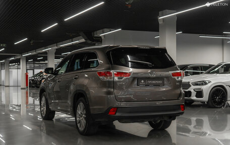 Toyota Highlander III, 2014 год, 2 290 000 рублей, 5 фотография