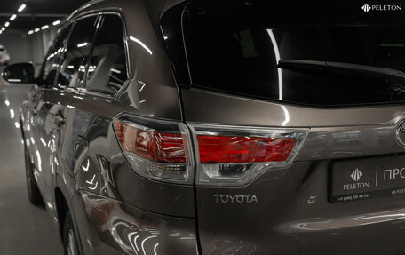 Toyota Highlander III, 2014 год, 2 290 000 рублей, 27 фотография