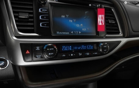 Toyota Highlander III, 2014 год, 2 290 000 рублей, 20 фотография