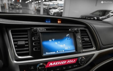 Toyota Highlander III, 2014 год, 2 290 000 рублей, 19 фотография