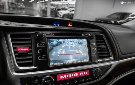 Toyota Highlander III, 2014 год, 2 290 000 рублей, 18 фотография