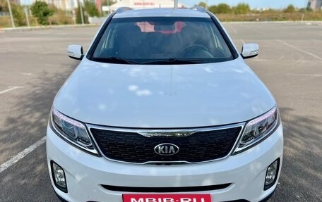 KIA Sorento II рестайлинг, 2016 год, 1 999 000 рублей, 2 фотография