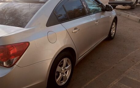 Chevrolet Cruze II, 2012 год, 680 000 рублей, 2 фотография