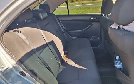 Toyota Avensis III рестайлинг, 2007 год, 735 000 рублей, 11 фотография