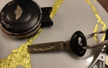 MINI Hatch, 2010 год, 930 000 рублей, 30 фотография