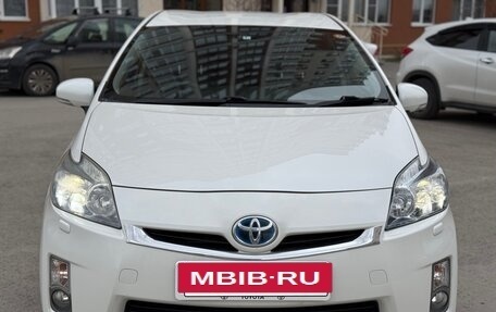 Toyota Prius, 2011 год, 1 099 000 рублей, 4 фотография