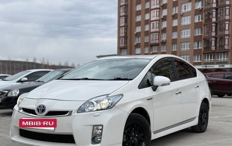Toyota Prius, 2011 год, 1 099 000 рублей, 5 фотография