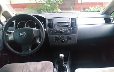 Nissan Tiida, 2011 год, 850 000 рублей, 6 фотография