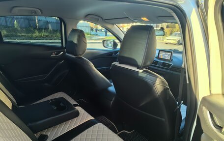 Mazda 3, 2014 год, 1 350 000 рублей, 16 фотография