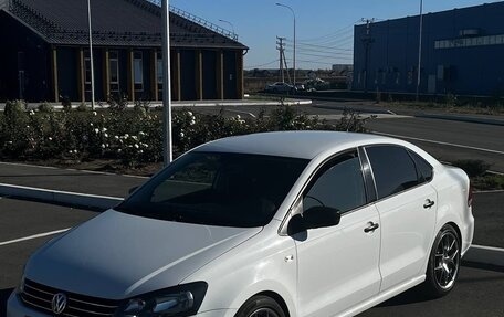 Volkswagen Polo VI (EU Market), 2016 год, 835 000 рублей, 3 фотография