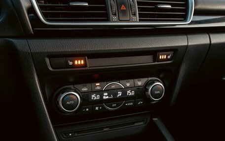 Mazda 3, 2017 год, 1 395 000 рублей, 16 фотография