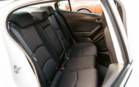 Mazda 3, 2017 год, 1 395 000 рублей, 24 фотография