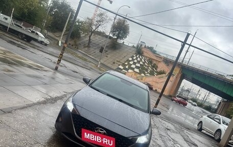 Hyundai Solaris II рестайлинг, 2021 год, 1 380 000 рублей, 2 фотография