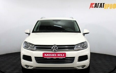 Volkswagen Touareg III, 2010 год, 1 590 000 рублей, 2 фотография