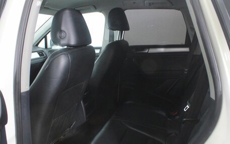 Volkswagen Touareg III, 2010 год, 1 590 000 рублей, 17 фотография