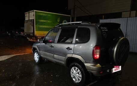 Chevrolet Niva I рестайлинг, 2004 год, 270 000 рублей, 2 фотография