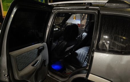 Chevrolet Niva I рестайлинг, 2004 год, 270 000 рублей, 10 фотография