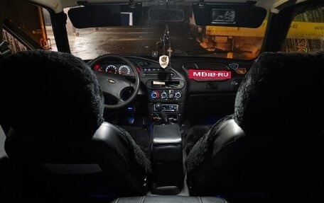 Chevrolet Niva I рестайлинг, 2004 год, 270 000 рублей, 13 фотография