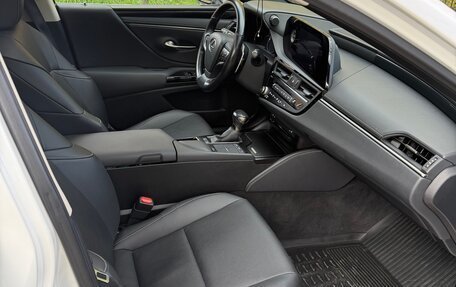 Lexus ES VII, 2021 год, 3 850 000 рублей, 7 фотография