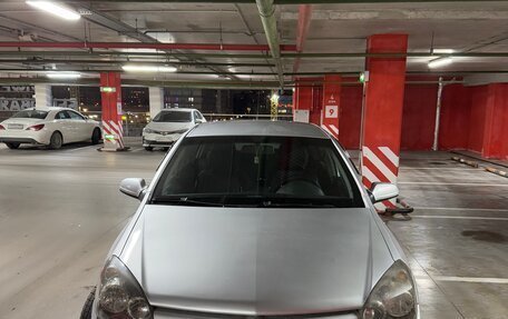 Opel Astra H, 2004 год, 399 999 рублей, 2 фотография