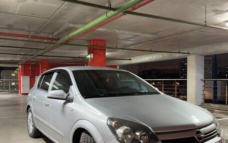 Opel Astra H, 2004 год, 399 999 рублей, 3 фотография