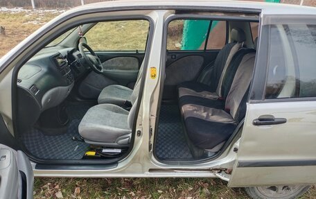 Toyota Raum I, 2000 год, 310 000 рублей, 7 фотография