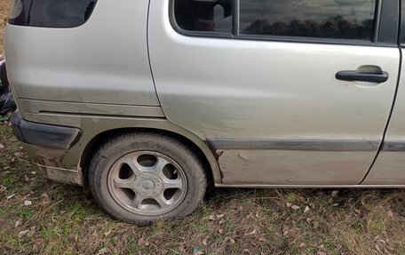 Toyota Raum I, 2000 год, 310 000 рублей, 11 фотография