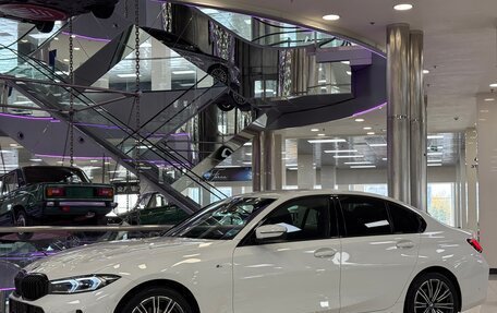 BMW 3 серия, 2024 год, 6 095 000 рублей, 10 фотография