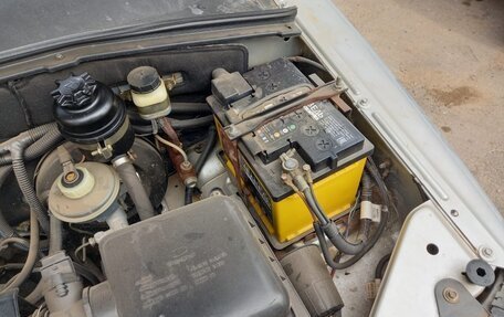 Chevrolet Niva I рестайлинг, 2004 год, 270 000 рублей, 10 фотография