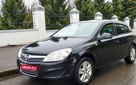 Opel Astra H, 2013 год, 693 000 рублей, 2 фотография