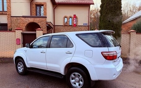 Toyota Fortuner I, 2010 год, 1 990 000 рублей, 4 фотография