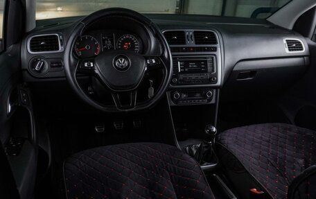 Volkswagen Polo VI (EU Market), 2016 год, 899 000 рублей, 6 фотография