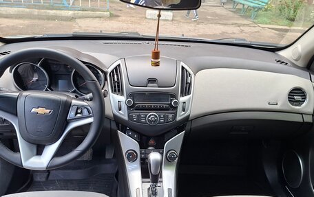 Chevrolet Cruze II, 2013 год, 790 000 рублей, 10 фотография