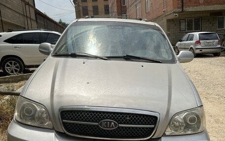 KIA Carnival III, 2005 год, 500 000 рублей, 1 фотография