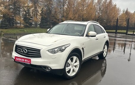 Infiniti QX70, 2015 год, 2 270 000 рублей, 1 фотография