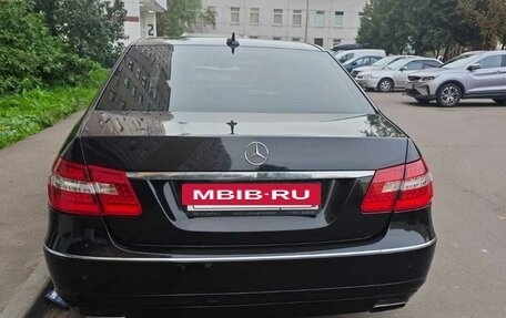 Mercedes-Benz E-Класс, 2011 год, 1 400 000 рублей, 16 фотография