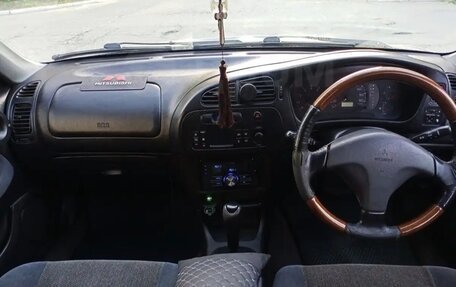 Mitsubishi Mirage VI рестайлинг, 1999 год, 230 000 рублей, 5 фотография