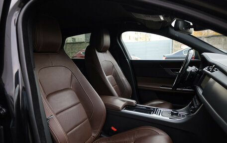 Jaguar XF II, 2017 год, 2 299 000 рублей, 12 фотография