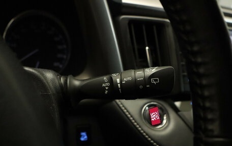 Toyota RAV4, 2017 год, 2 677 000 рублей, 11 фотография