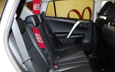 Toyota RAV4, 2017 год, 2 677 000 рублей, 23 фотография